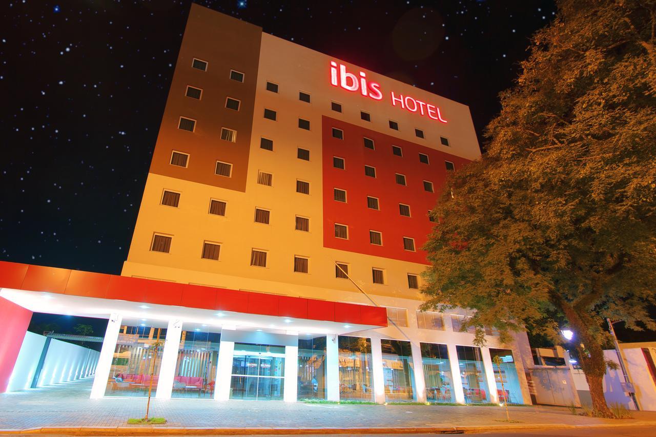 Ibis Cascavel Hotel Exterior photo